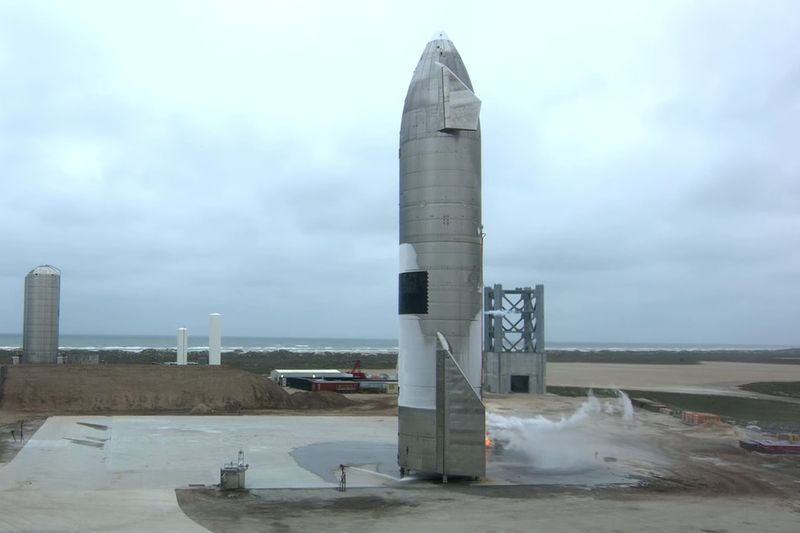 Με επιτυχία η προσεδάφιση του Starship της SpaceX