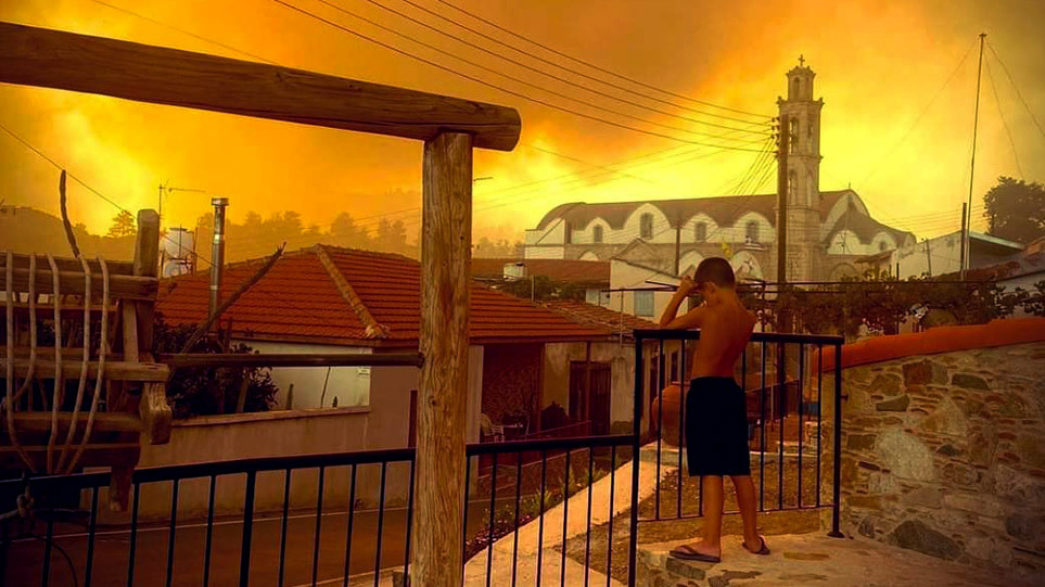 Η Κύπρος μετράει τις πληγές της μετά τη φονική πυρκαγιά