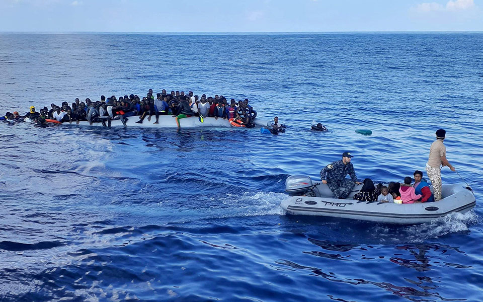 Στους 20 ανήλθε ο αριθμός των νεκρών από το ναυάγιο σκάφους με μετανάστες στην Εύβοια