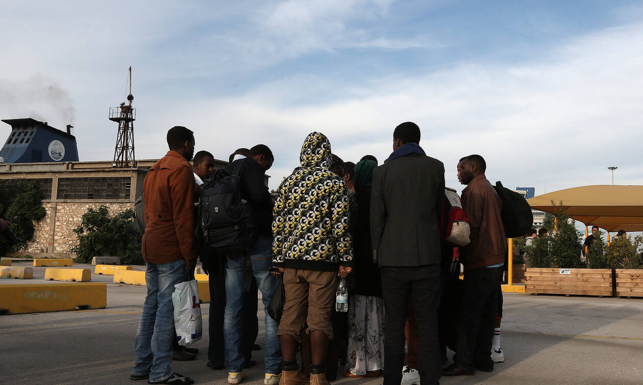 Eξερθρώθηκε κύκλωμα που «έβγαζε» μετανάστες από τη χώρα έναντι 200 ευρώ