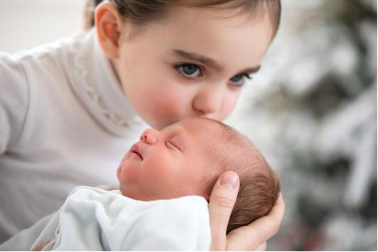 Πώς να προετοιμάσετε το παιδί σας για την έλευση του μωρού