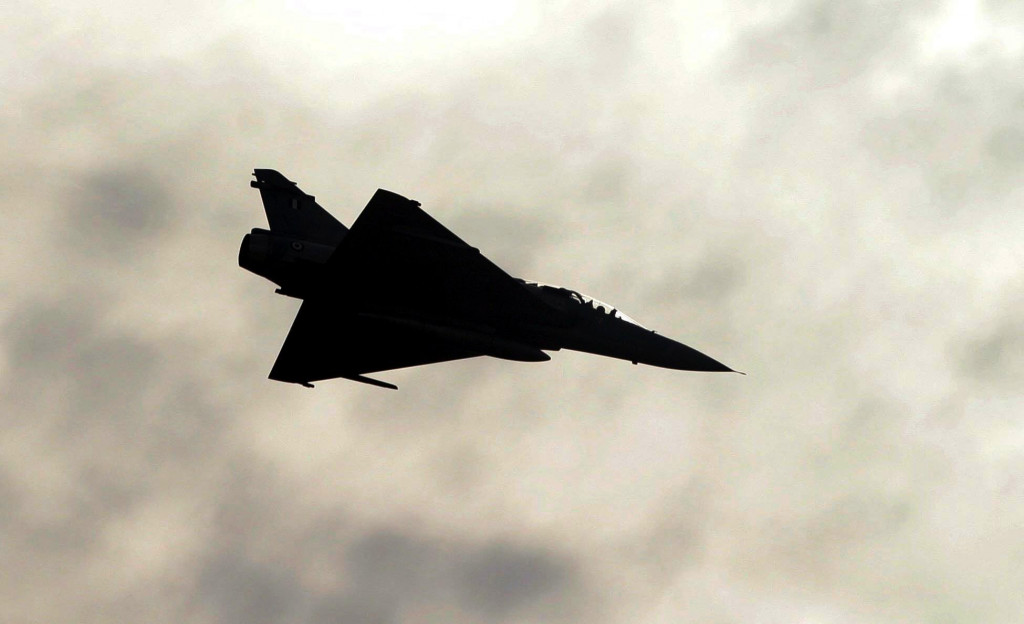 Πολεμικά αεροσκάφη πάνω από την Ακρόπολη την Τρίτη, λόγω άσκησης