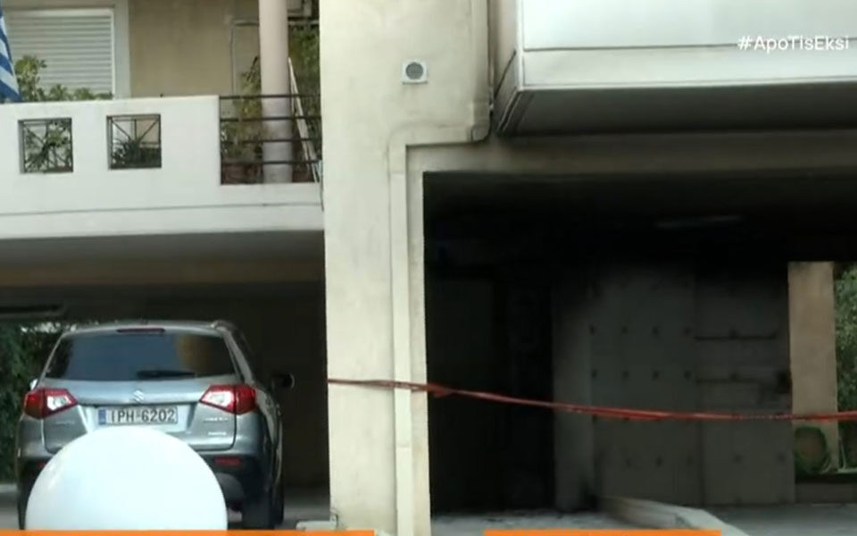 Έκρηξη σε πολυκατοικία όπου διαμένει ο διοικητής της κρατικής ασφάλειας στο Χαλάνδρι