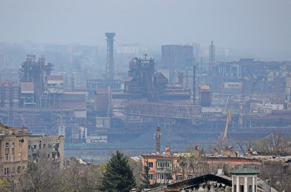 Ουκρανία: Αβέβαιο το μέλλον των εγκλωβισμένων στο εργοστάσιο Αζοφστάλ