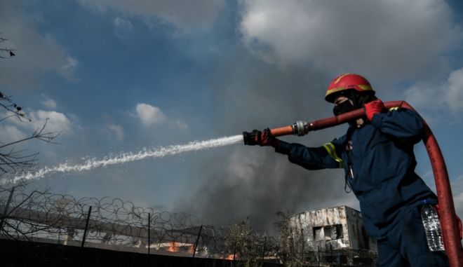 Φωτιά σε καταυλισμό Ρομά στον Ασπρόπυργο