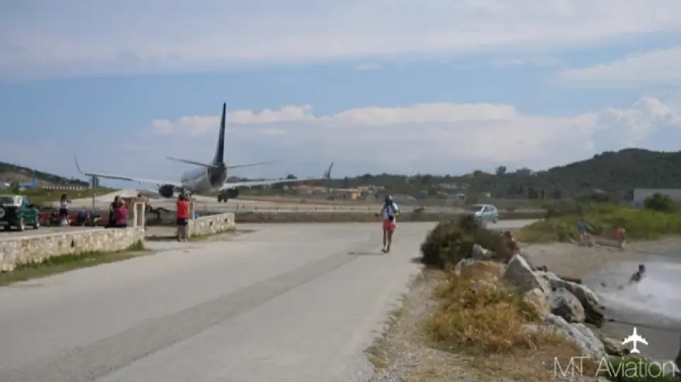 Τουρμπίνα αεροσκάφους εκσφενδόνισε ηλικιωμένο στη Σκιάθο
