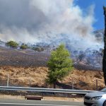 Μεγάλη ταλαιπωρία για τους οδηγούς λόγω της φωτιάς – Ουρές 5 χιλιομέτρων στην Εθνική Οδό