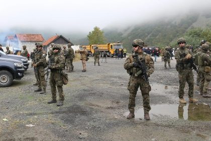 Προσωρινή ανακωχή στο Κόσοβο με παρέμβαση ΗΠΑ