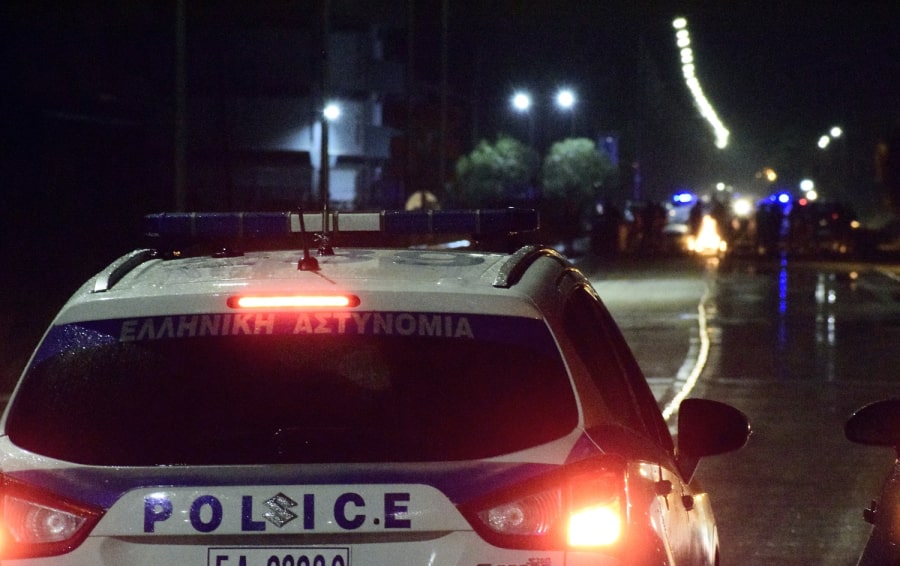 Έφοδος της Αστυνομίας σε σπίτια για την ανταλλαγή πυροβολισμών στη Θήβα