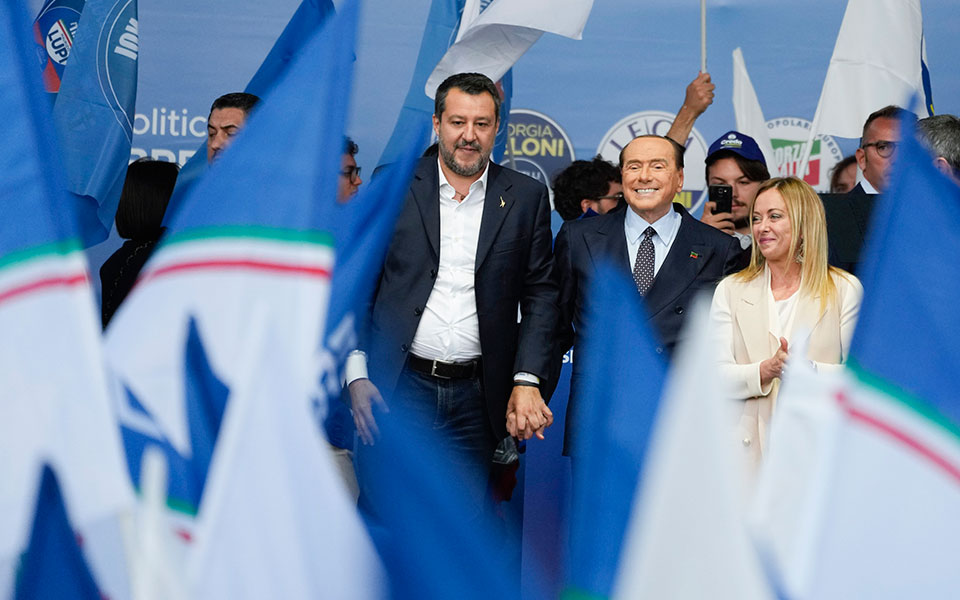 Εκλογές στην Ιταλία: Με ποιο πρόγραμμα εκλέχθηκαν Μελόνι, Σαλβίνι, Μπερλουσκόνι
