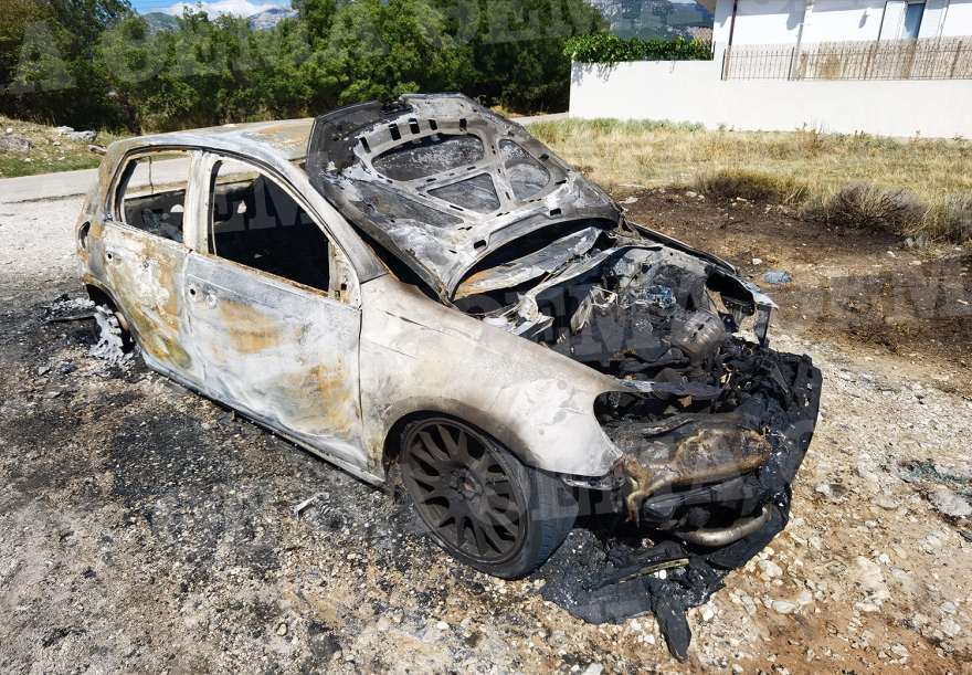 Ληστεία - Θρίλερ στον Ασπρόπυργο: Βρέθηκε καμμένο το αυτοκίνητο του θύματος [φωτό]
