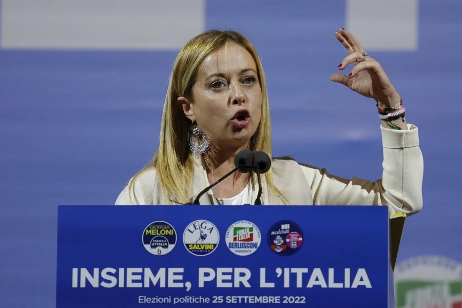 Kάλπες στην Ιταλία: Ανησυχία στην ΕΕ με την άνοδο της ακροδεξιάς