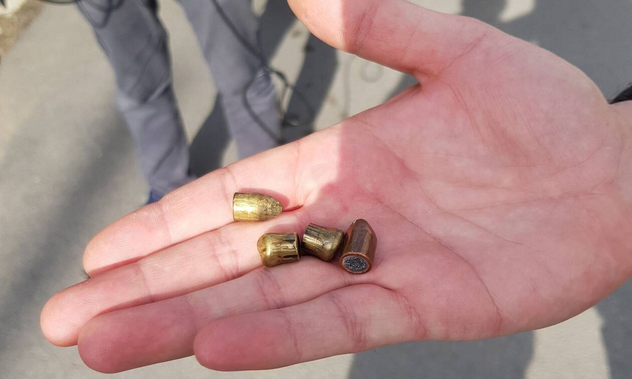 «Τρελές σφαίρες» με 2 τραυματίες σε Ασπρόπυργο, Άνω Λιόσια και Μενίδι