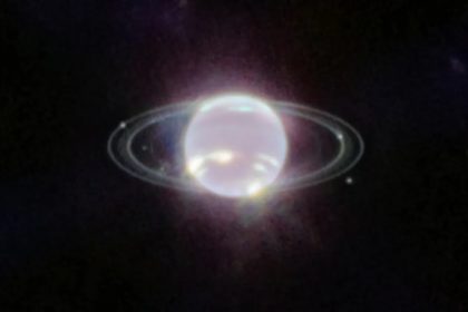 «Mαγική» εικόνα του Ποσειδώνα με τους δακτυλίους του από το τηλεσκόπιο James Webb