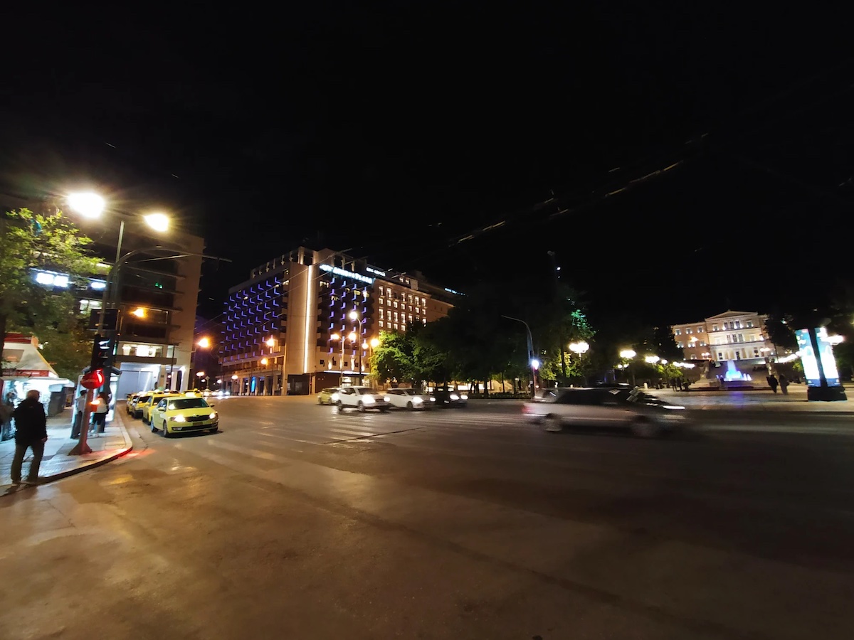 Οι δήμοι της Αττικής που «σβήνουν τα φώτα» για εξοικονόμηση ενέργειας