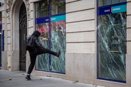 Φόβοι για κοινωνικές εξεγέρσεις εξαιτίας του κύματος ακρίβειας στη Γαλλία