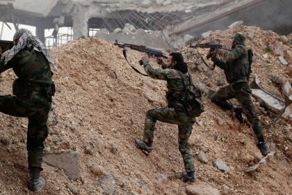 Ένταση στη Συρία: Ξανάρχισαν οι συγκρούσεις μεταξύ αντίπαλων ανταρτικών ομάδων