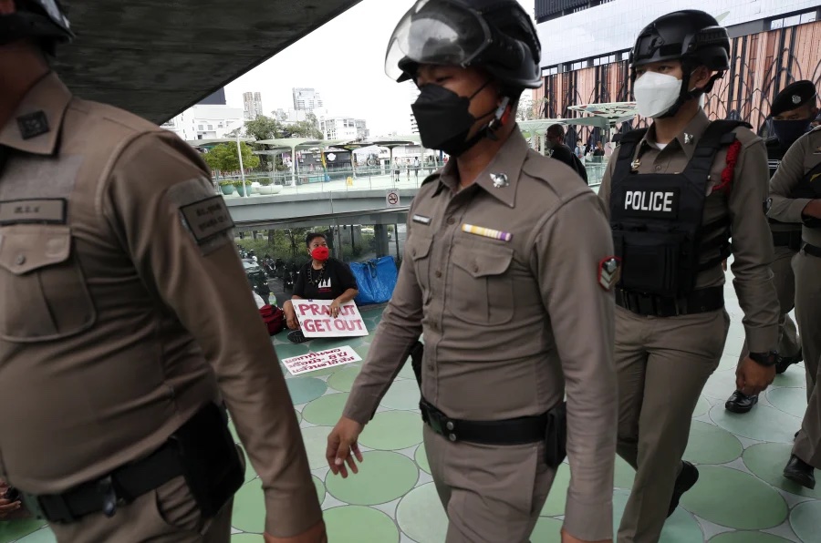 Τουλάχιστον 26 νεκρά παιδιά από επίθεση σε παιδικό σταθμό στην Ταϊλάνδη