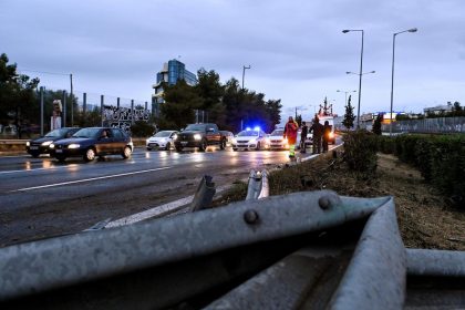 Τρεις τελικά οι νεκροί του φρικτού τροχαίου στην Αθηνών Κορίνθου