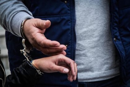 Τρεις συλλήψεις για ισάριθμες περιπτώσεις παράνομης μεταφοράς αλλοδαπών