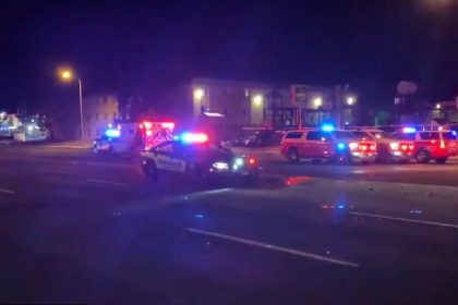 Ένοπλος άνοιξε πυρ μέσα σε γκέι κλαμπ στο Κολοράντο - 5 νεκροί