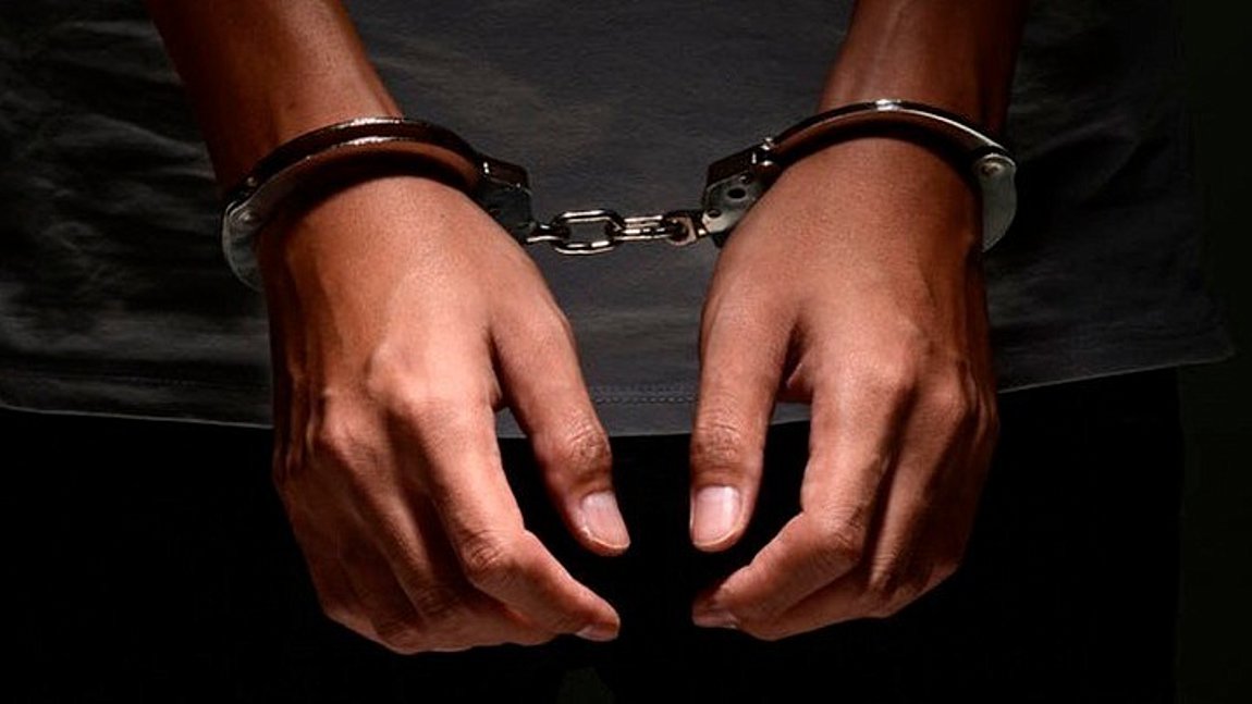 Συνελήφθησαν 16χρονος και 30χρονη στην Αττική με 25 κιλά μεθαμφεταμίνης
