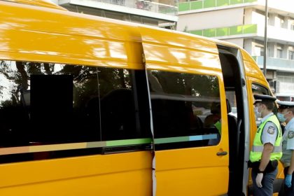 Επι 3 χρόνια χωρίς δίπλωμα ο 66χρονος οδηγός του σχολικού λεωφορείου που συνελήφθη την Τρίτη