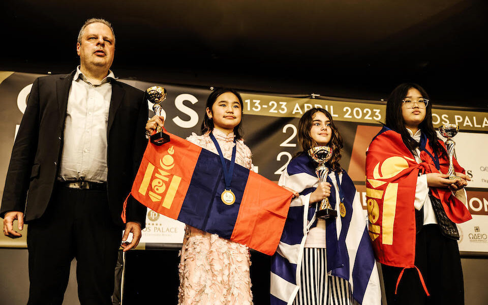 Παγκόσμια πρωταθλήτρια στο σκάκι η 11χρονη Ευαγγελία Σίσκου