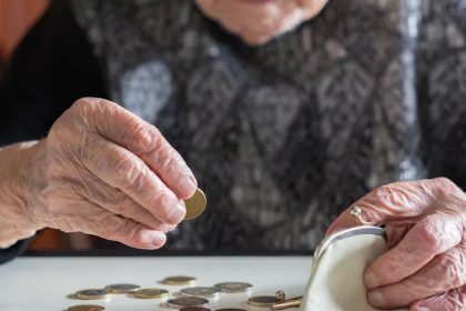 «Μαϊμού» λογιστής εξαπάτησε ηλικιωμένη που πλήρωσε 10.000 ευρώ
