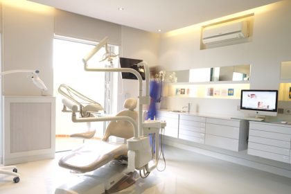 Έρχεται το... Dentist Pass - Πώς θα δοθεί το voucher για δωρεάν επισκέψεις στον οδοντίατρο