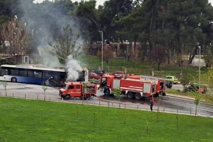 Κάηκε ολοσχερώς λεωφορείο των ΚΤΕΛ - Δείτε Βίντεο