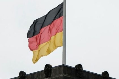 Γερμανία: Ξεκίνησε η δίκη των ακροδεξιών που ήθελαν να απαγάγουν τον υπουργό Υγείας