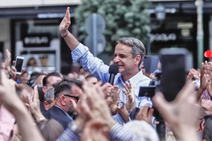 «Δαγκωτό» ΝΔ ψήφισαν δημόσιοι και ιδιωτικοί υπάλληλοι στις Εκλογές - Τα ποσοστά του ΣΥΡΙΖΑ