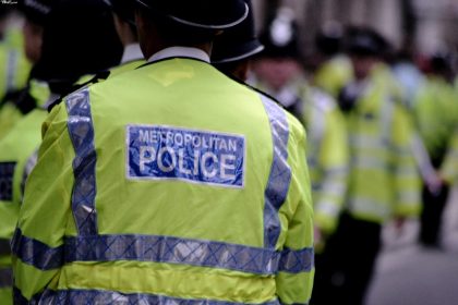 Υπόθεση φρίκης στη Βρετανία: Συλλήψεις για 13 ακρωτηριασμούς σε… ζωντανή μετάδοση