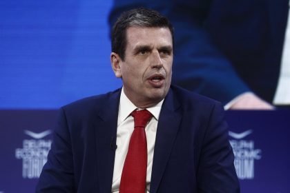 Δημήτρης Καιρίδης: Ποιος είναι ο νέος υπουργός Μετανάστευσης και Ασύλου