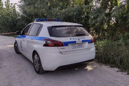 Σύλληψη ατόμου που έσερνε σκύλο δεμένο με σύρμα στο αυτοκίνητό του στη Ζάκυνθο