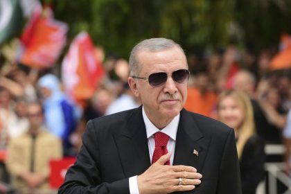 Ερντογάν από Κατεχόμενα: «Αν δεν θέλουν ειρήνη στο Αιγαίο, θα εφαρμόσουμε άλλες πολιτικές»