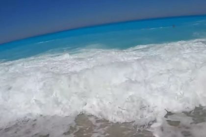 Τραγωδία στη Λευκάδα: Τουρίστας πνίγηκε στην παραλία Κάθισμα