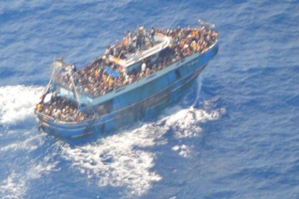 «Δρομολόγια θανάτου»: Το ταξίδι, οι «τιμές» και τα κέρδη των διακινητών μεταναστών