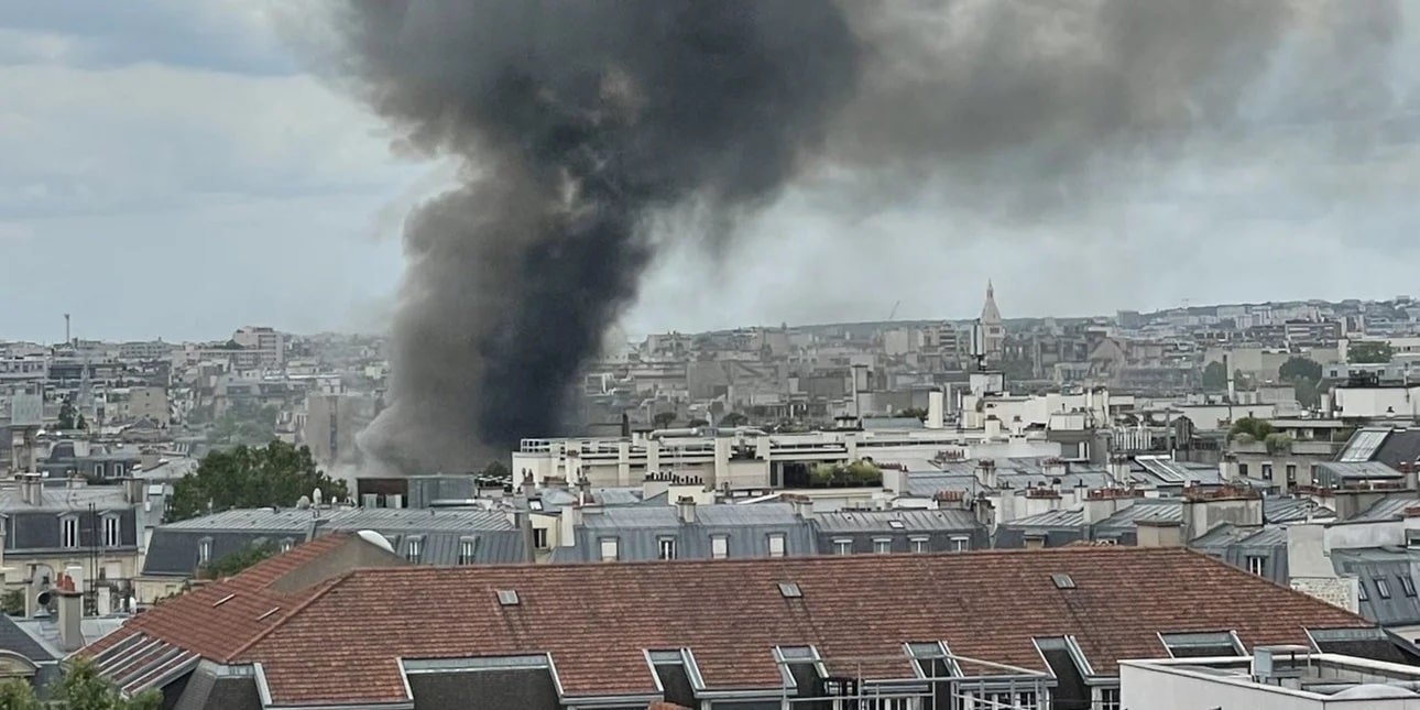 Ισχυρή έκρηξη στο Παρίσι -Στις φλόγες κτίρια