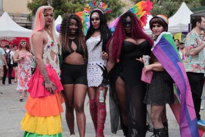 Athens Pride 2023: Ποιοι δρόμοι έχουν κλείσει για τη παρέλαση - Δείτε φωτογραφίες από την πλατεία Κοτζιά