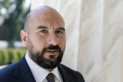 Διαψεύδει ο Τζανακόπουλος τα περί παραιτήσεων