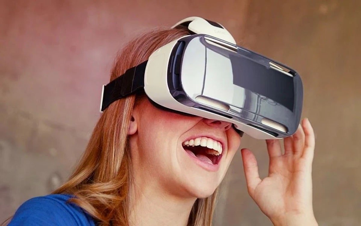 Apple vs Meta: Η μάχη της κάσκας VR ξεκίνησε