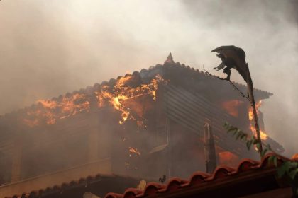 Πυρκαγιές: Πώς θα δοθεί η επιδότηση ενοικίου ή συγκατοίκησης