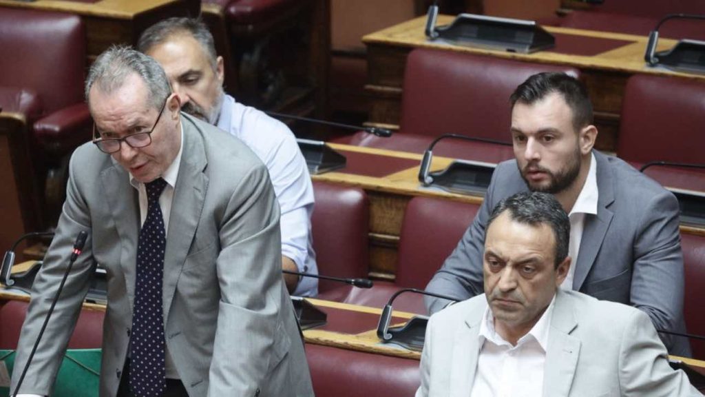 Πλην... Λακεδαιμονίων ο Στίγκας: Οι 11 βουλευτές έτοιμοι να πάρουν το κόμμα «Σπαρτιάτες»