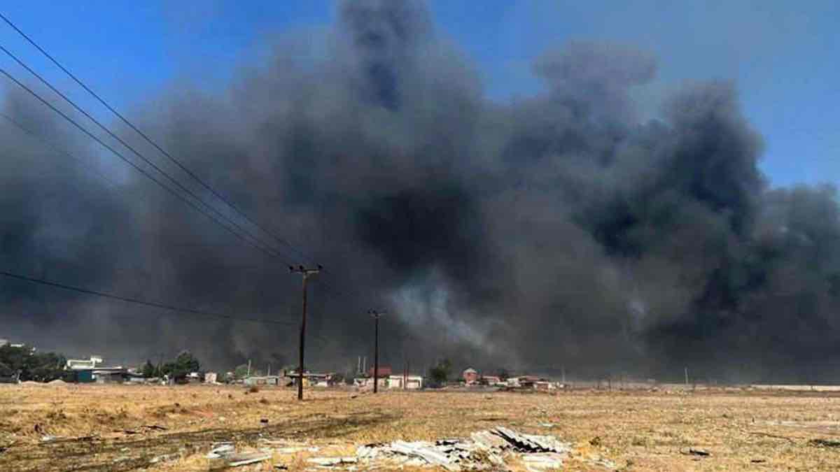 Ασπρόπυργος: 473 φωτιές μέσα σε 5 μήνες από καύση υλικών Ρομά της περιοχής