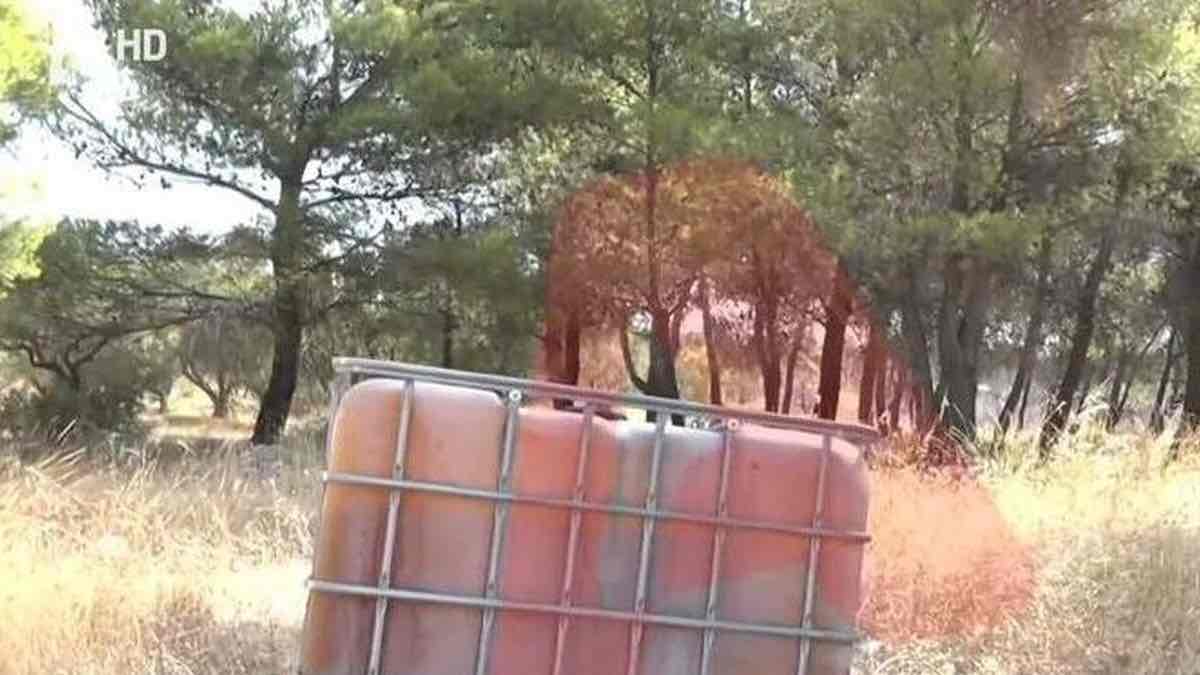 Πάρνηθα: Πέταξαν δεξαμενή πετρελαίου δίπλα σε ξερόχορτα, λίγες μέρες μετά τη φωτιά