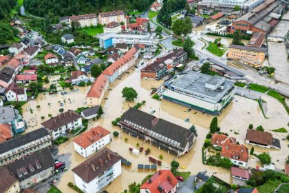 Κατακλυσμιαίες βροχές και πλημμύρες στη Σλοβενία – Εκκενώσεις περιοχών