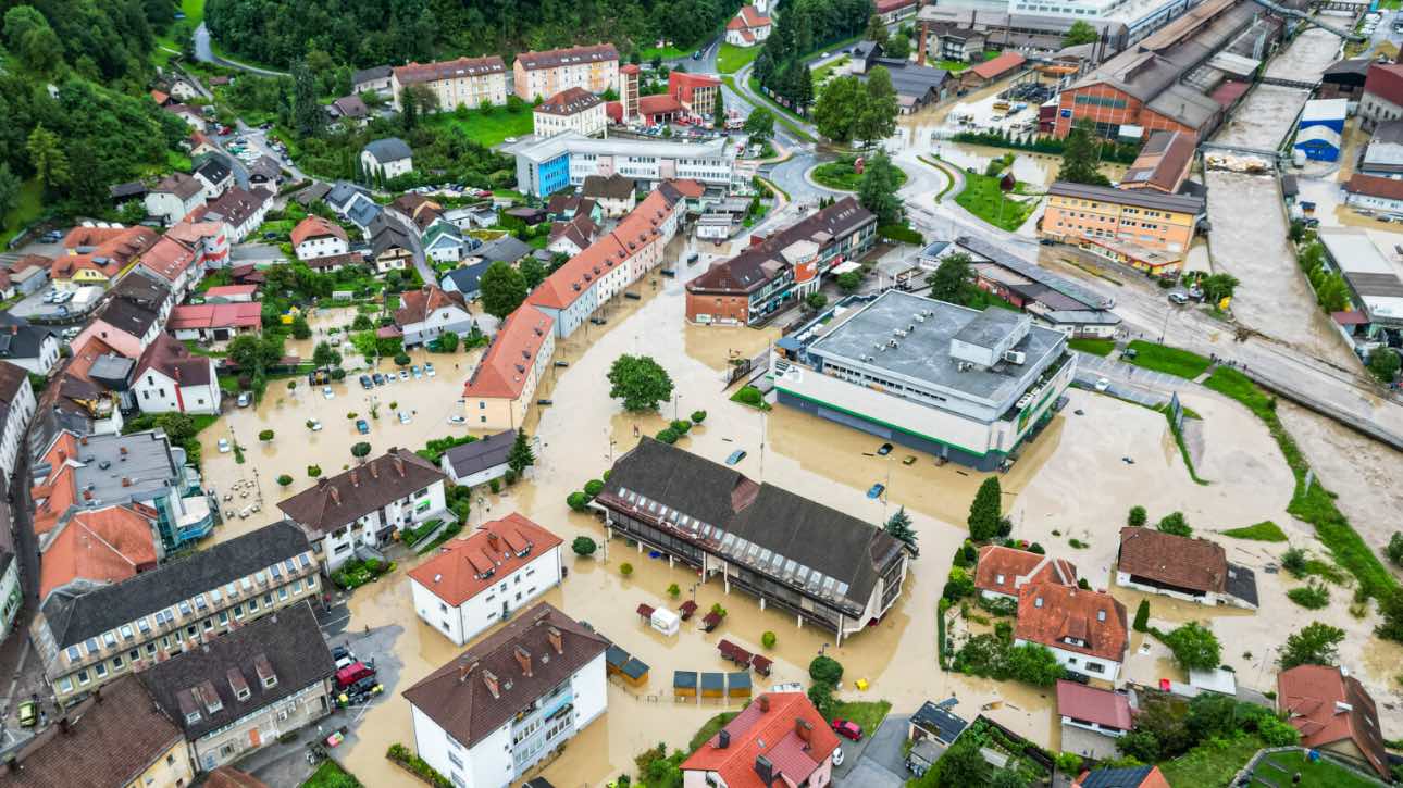 Κατακλυσμιαίες βροχές και πλημμύρες στη Σλοβενία – Εκκενώσεις περιοχών