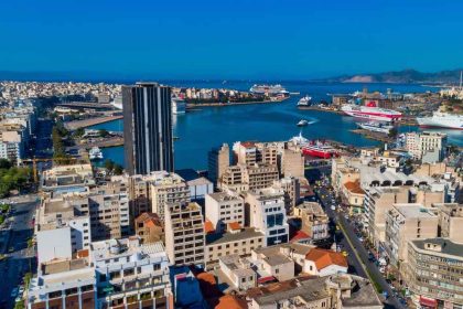 Χατζηδάκης: «Μοχλός» για την οικονομική ανάπτυξη οι εξελίξεις στο λιμάνι του Πειραιά